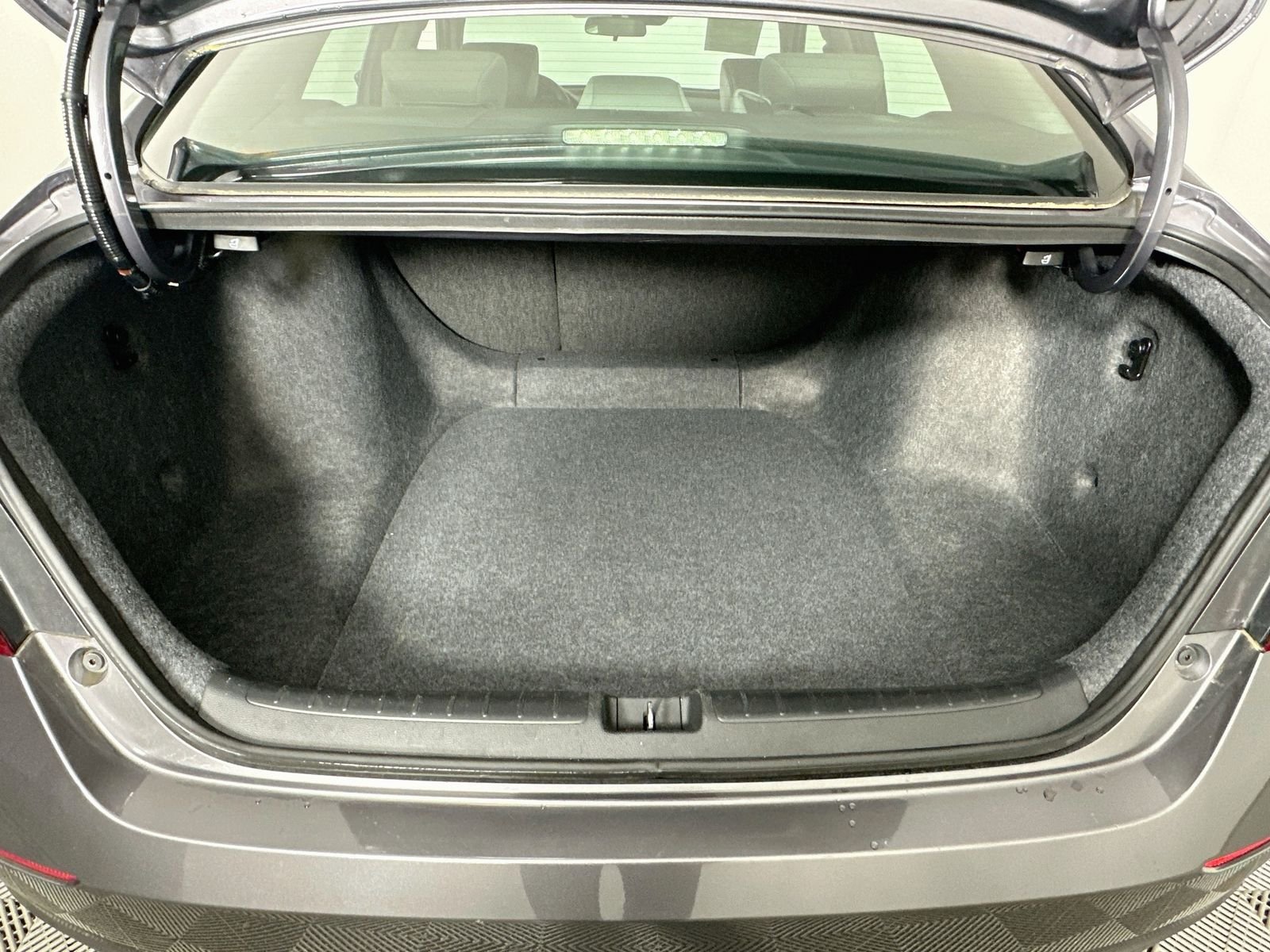 Used 2019 Modern Steel Metallic Honda EX image 26