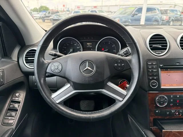 Used 2011  Mercedes-Benz ML 350 image 19