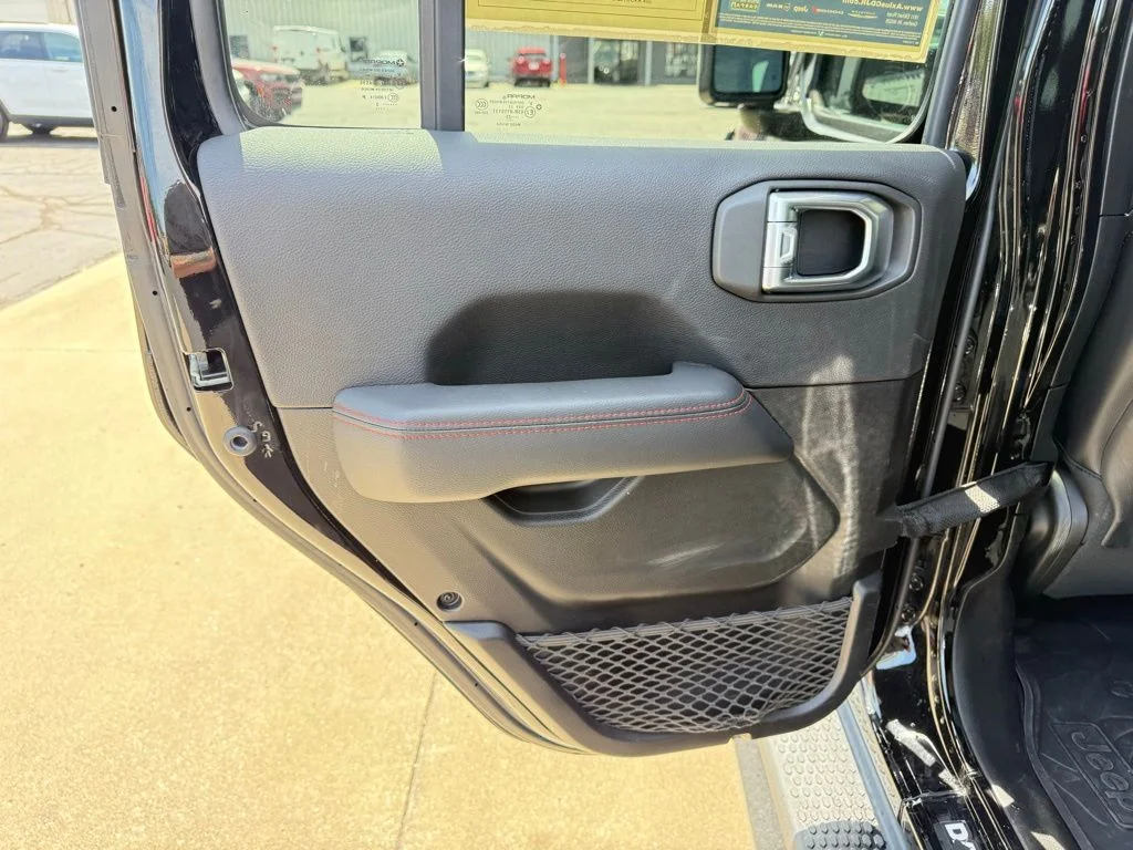 Used 2023 Black Jeep Rubicon image 16