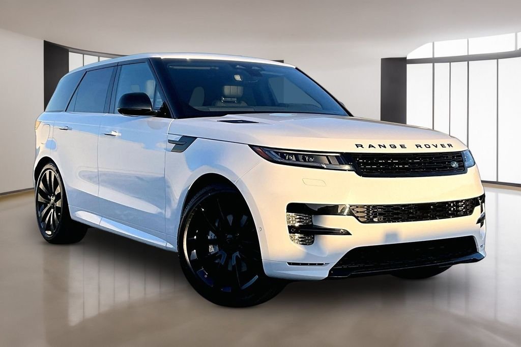 New 2026 FUJI WHITE Land Rover Dynamic SE image 2