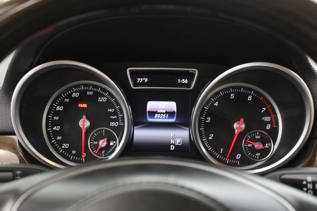 Used 2017  Mercedes-Benz GLS 450 image 26
