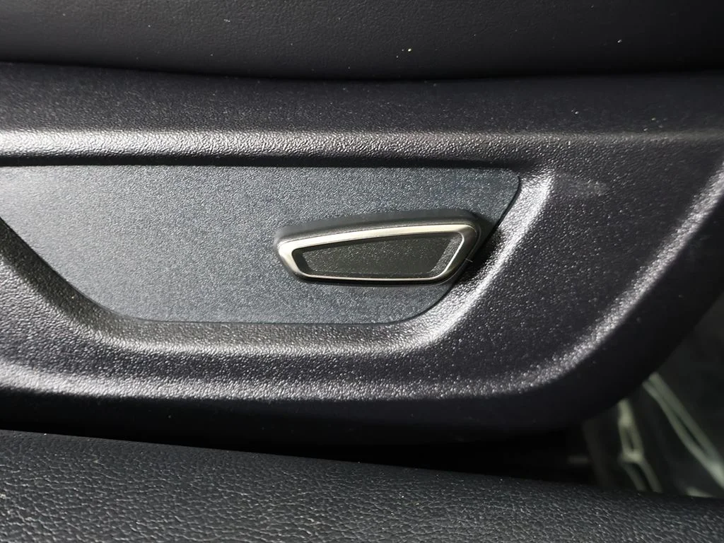 Used 2017 Magnetic Ford Shelby GT350 image 29