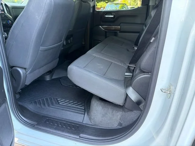 Used 2020 SUMMIT WHITE Chevrolet RST image 20