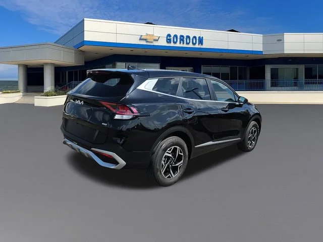 Used 2024 Black Kia LX image 5