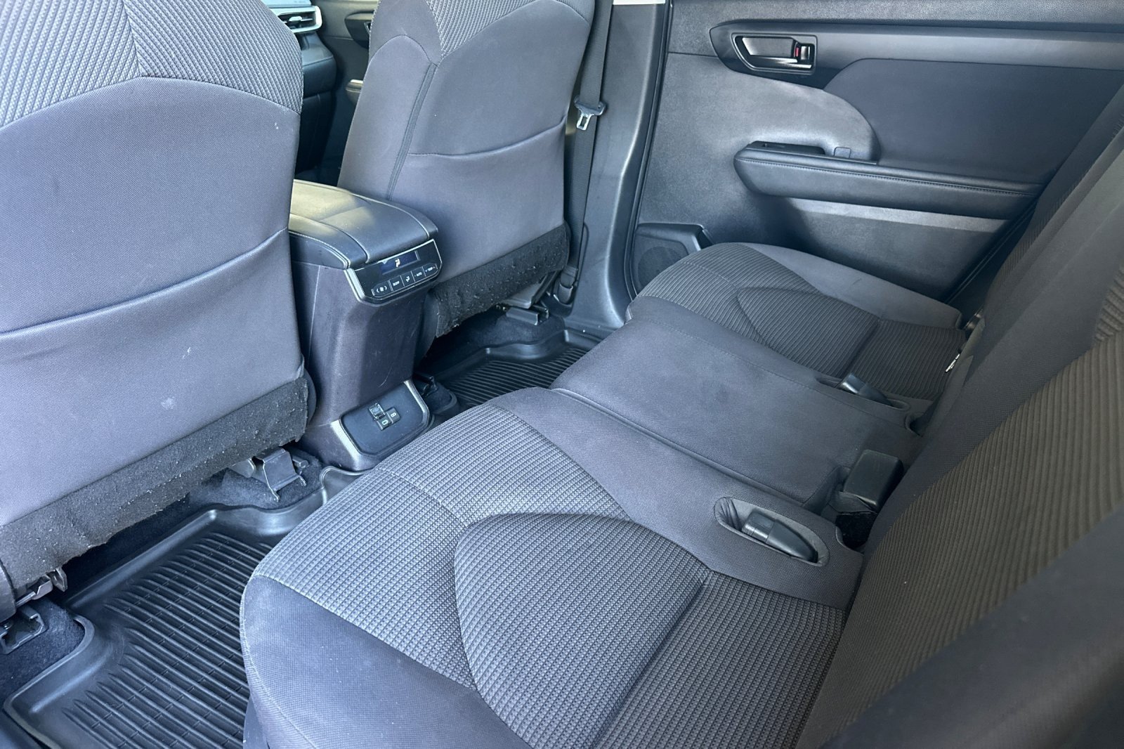 Used 2022 Blueprint Toyota LE image 11