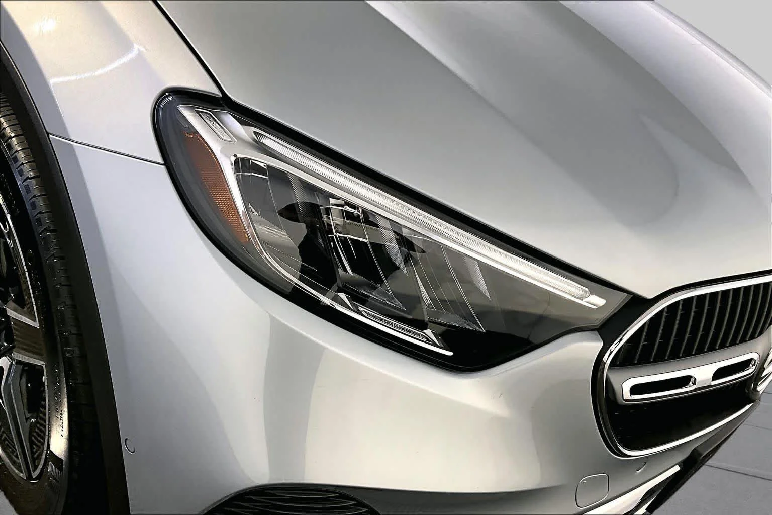 Certified Used 2026 Cirrus Silver Metallic Mercedes-Benz GLC 300 image 26
