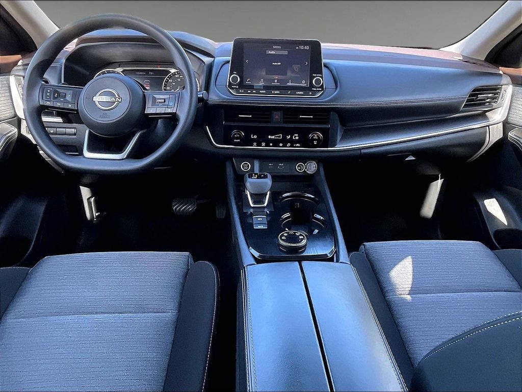 Used 2023 White Nissan SV image 21