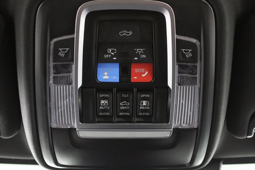 Used 2025 Diamond Black Ram Laramie image 23
