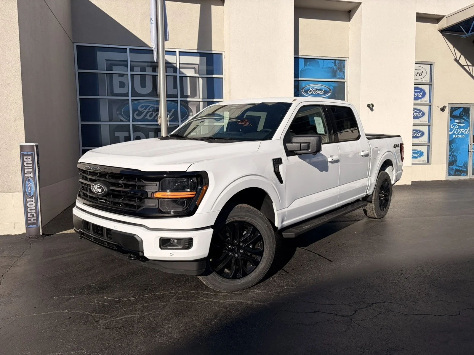 New 2026 Oxford White Ford XLT image 3