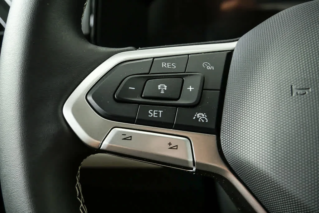 New 2026 Deep Black Pearl Volkswagen S image 10