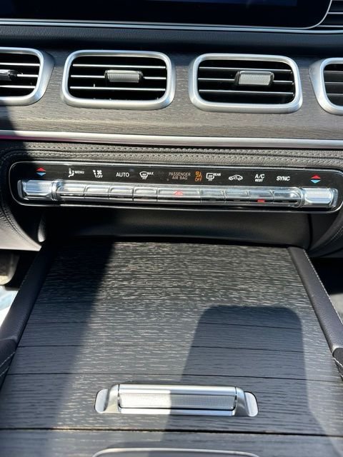 Certified Used 2024 Black Mercedes-Benz GLE 350 image 33