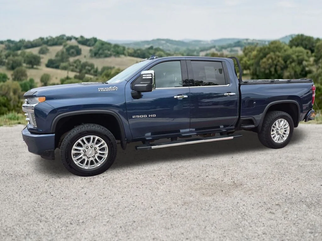 Used 2020 Blue Chevrolet High Country image 4