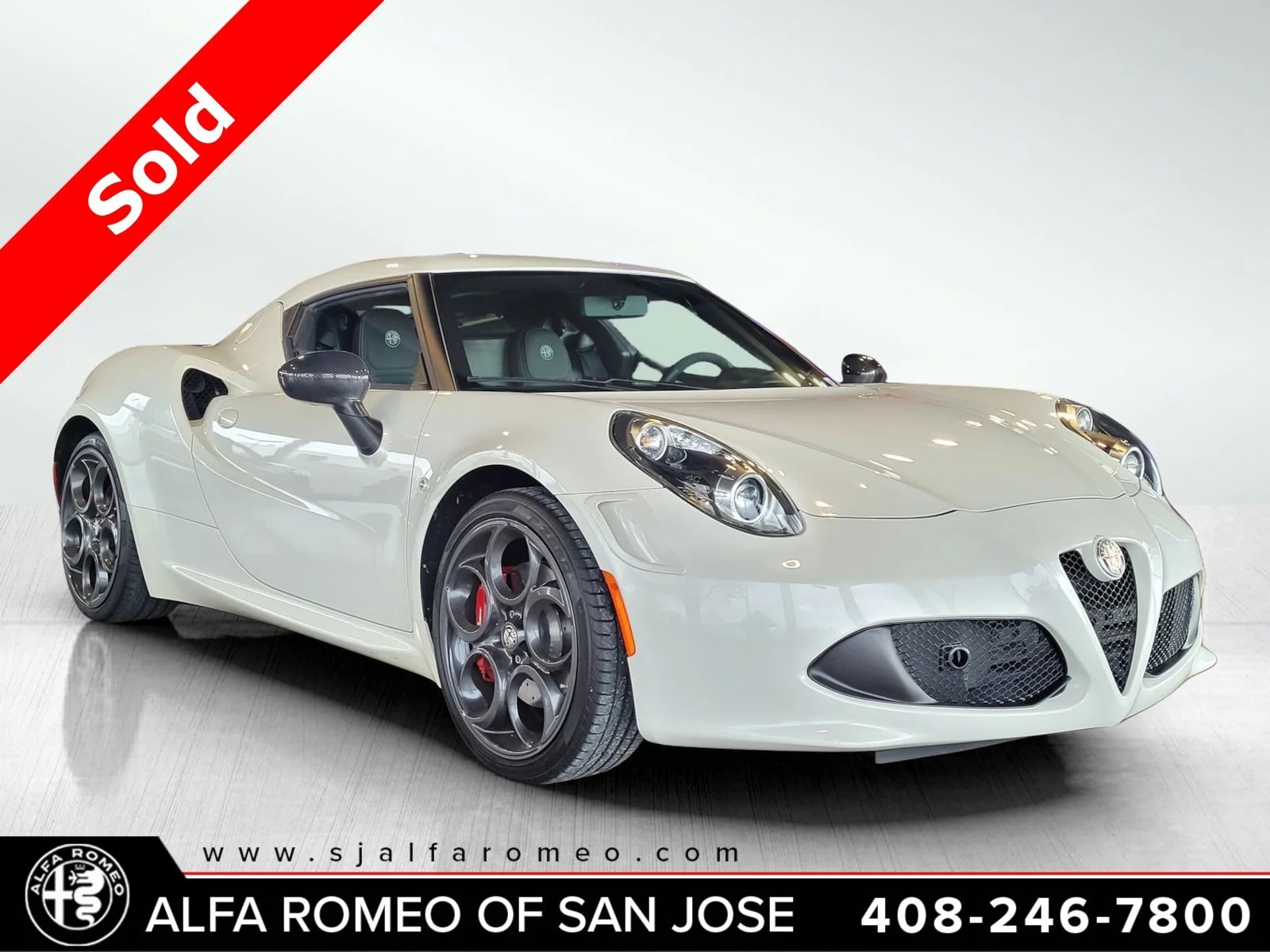 2015 Alfa Romeo 4C Launch Edition