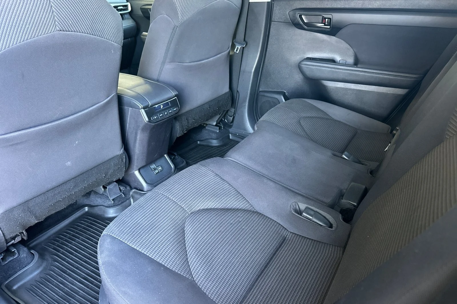 Used 2022 Blueprint Toyota LE image 11