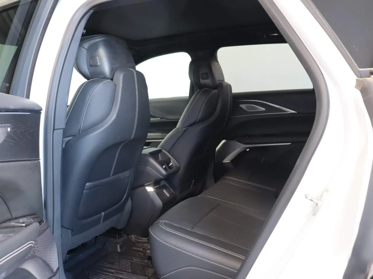 2024 Cadillac LYRIQ Sport 2 - Photo 16