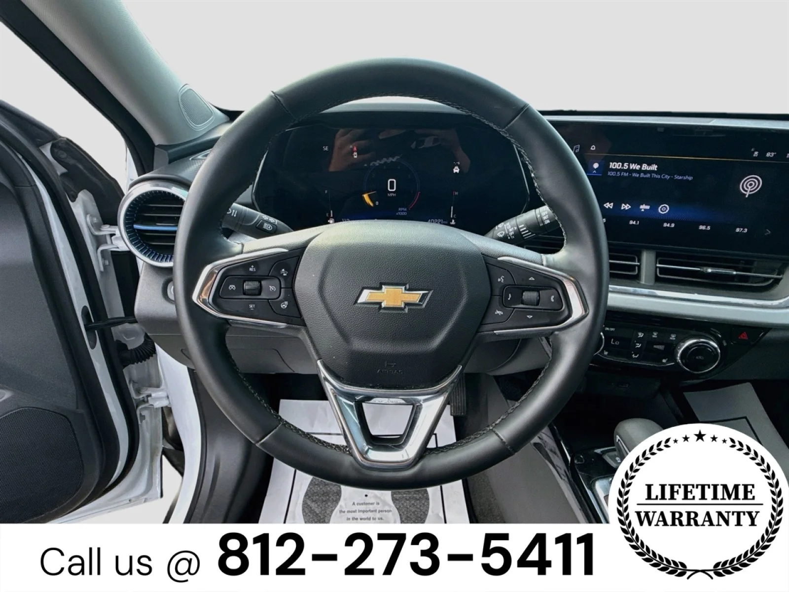 Used 2025 WHITE Chevrolet LT image 11