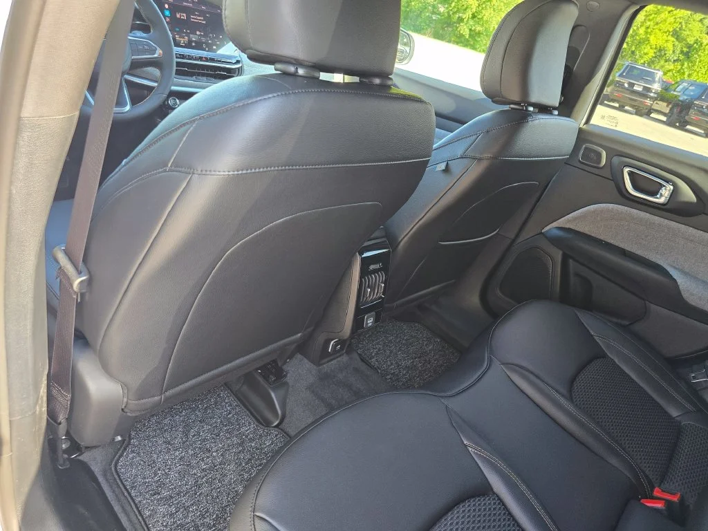 New 2026 Silver Jeep Latitude image 24