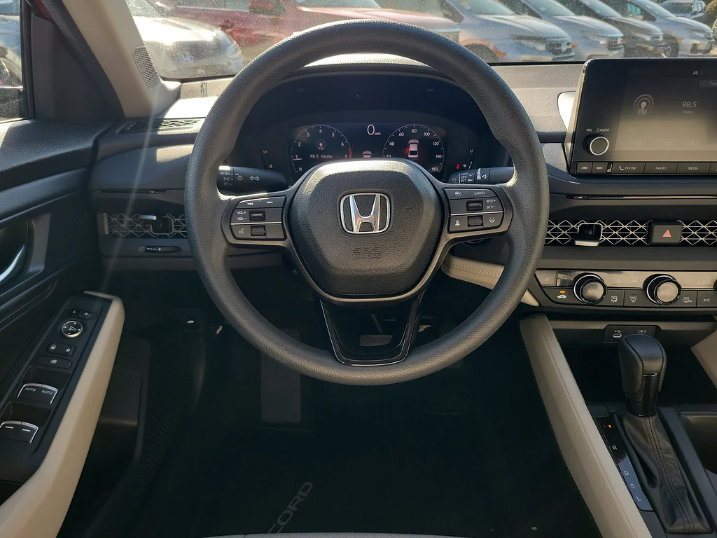 2025 Honda Accord Sedan SE, photo 9 of 12