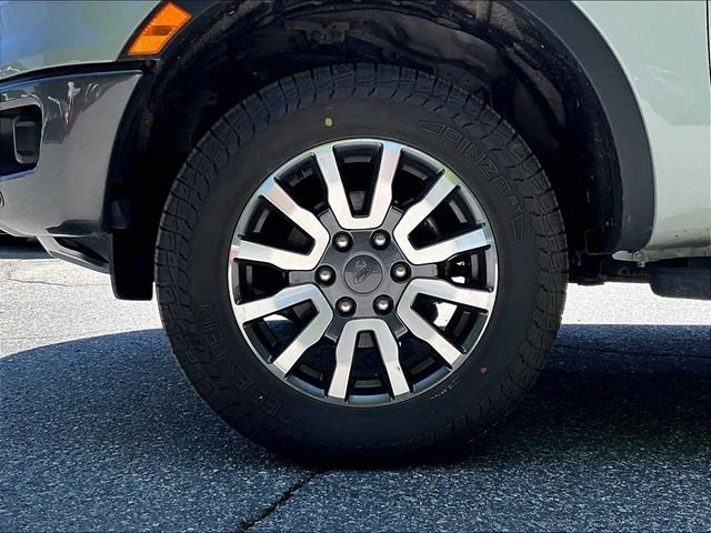 Used 2021 Green Ford XLT image 9