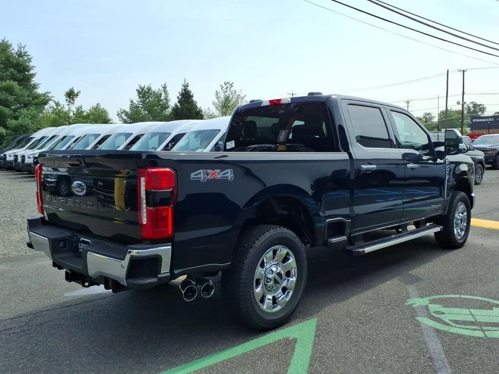 New 2026 Agate Black Metallic Ford F-250® Lariat® image 6