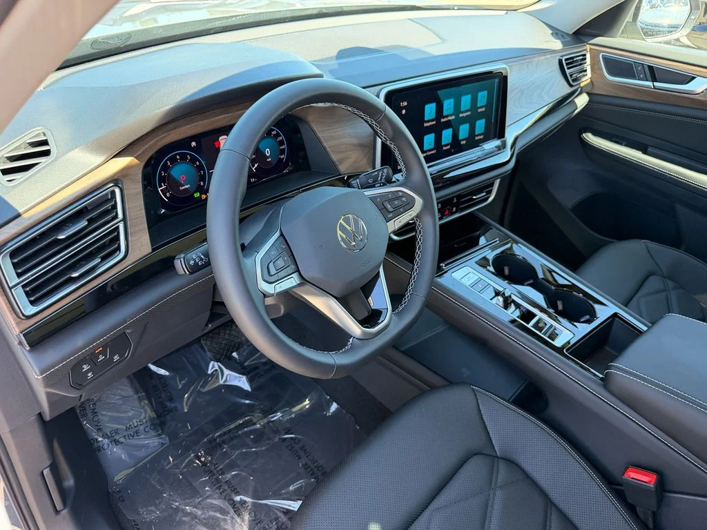 New 2026 Pure Gray Volkswagen 2.0T SE w/Technology image 12