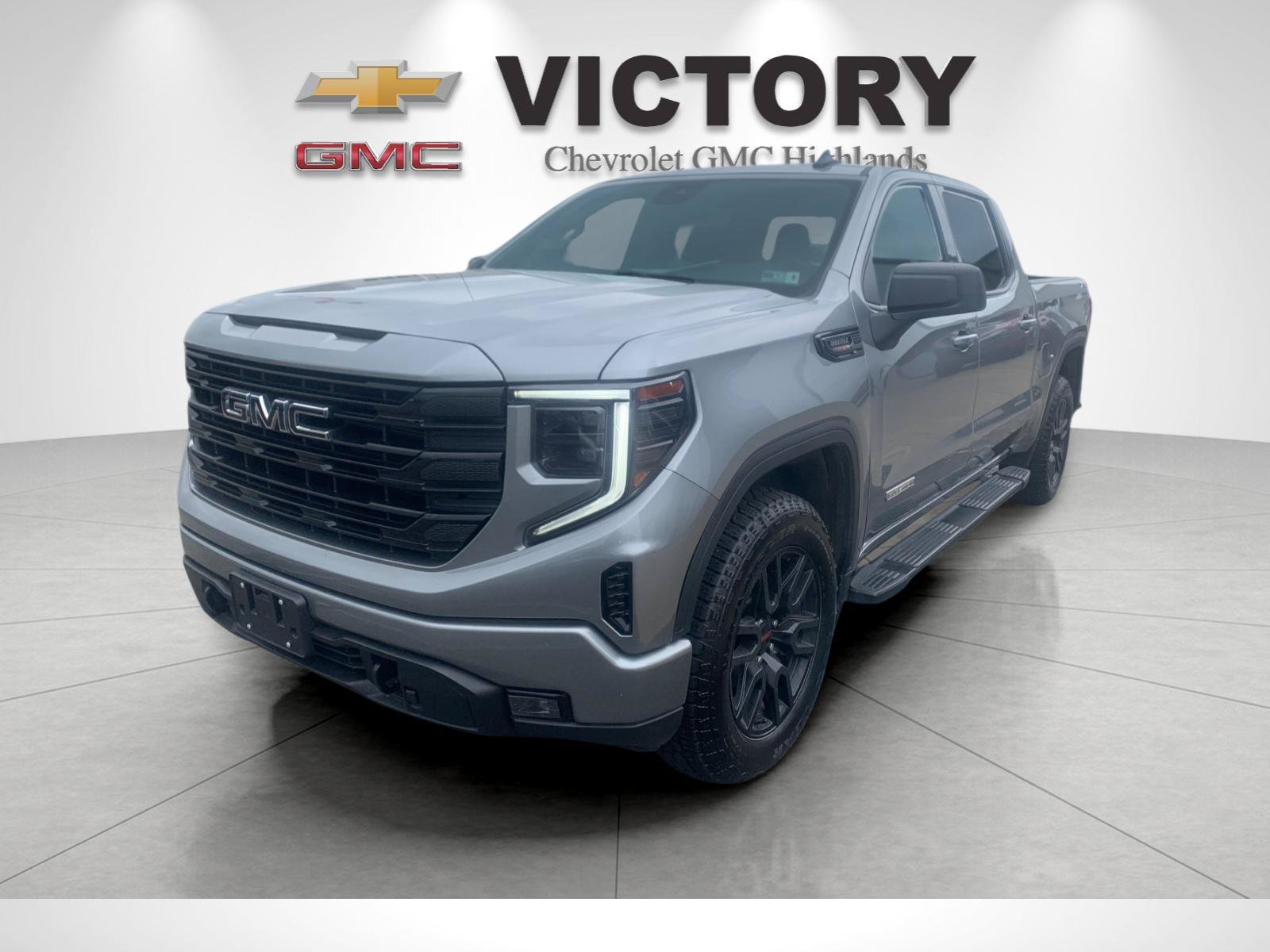 Used 2024 Silver GMC Elevation image 7