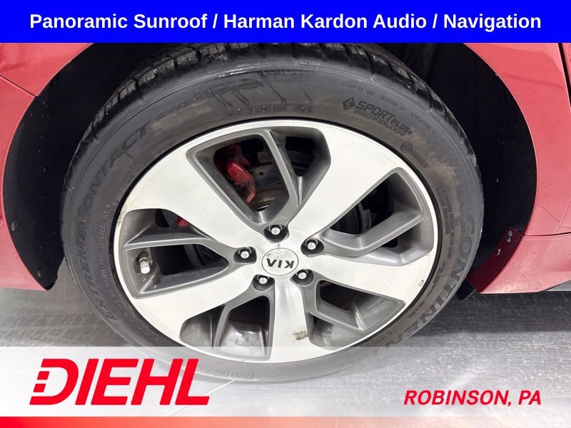 Used 2018 Red Kia SX image 8