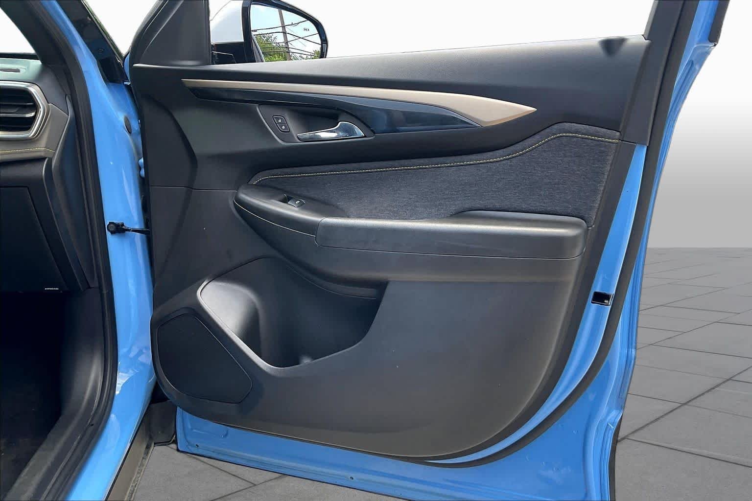 Used 2024 Fountain Blue Chevrolet ACTIV image 23