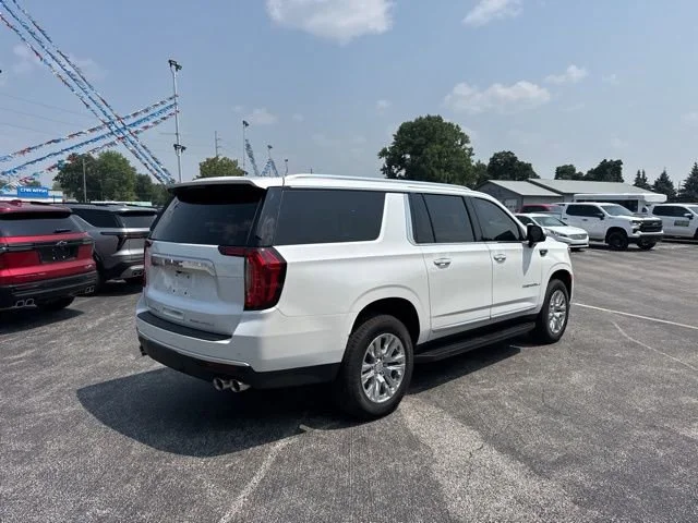 2024 GMC Yukon XL Denali - Photo 12