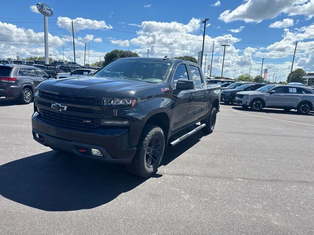 Certified Used 2019 Black Chevrolet LT Trail Boss image 5