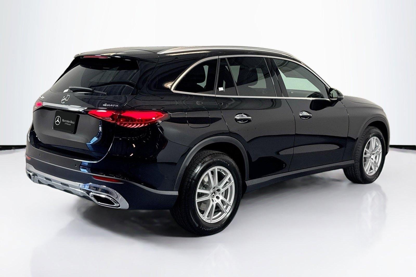 New 2026 Obsidian Black Metallic Mercedes-Benz GLC 300 image 5