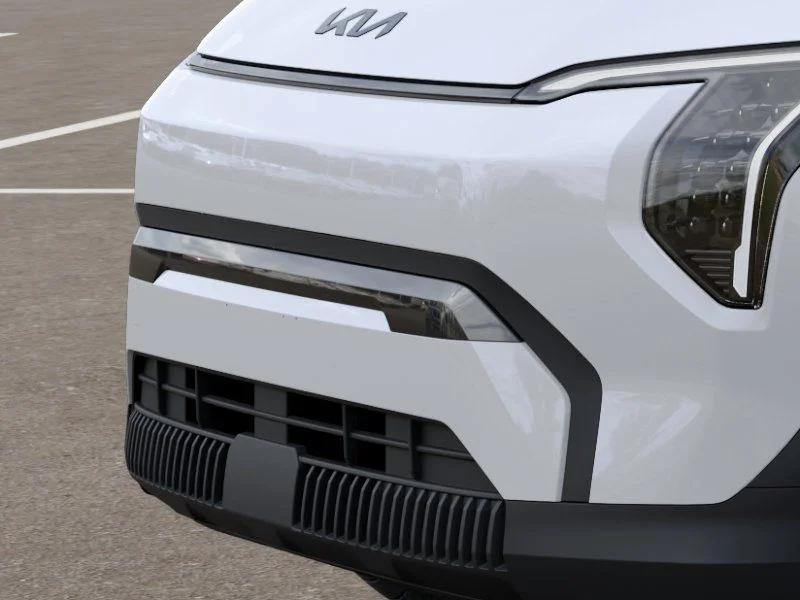 New 2027 Snow White Pearl Kia Wind image 12