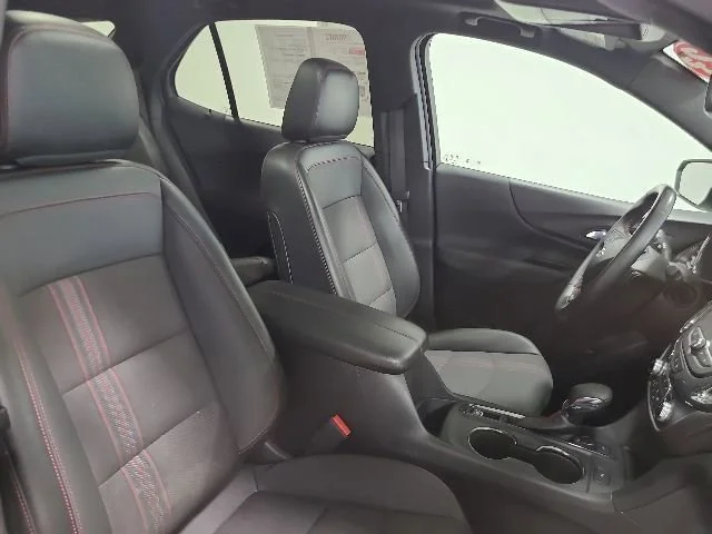 2023 Chevrolet Equinox RS - Photo 13