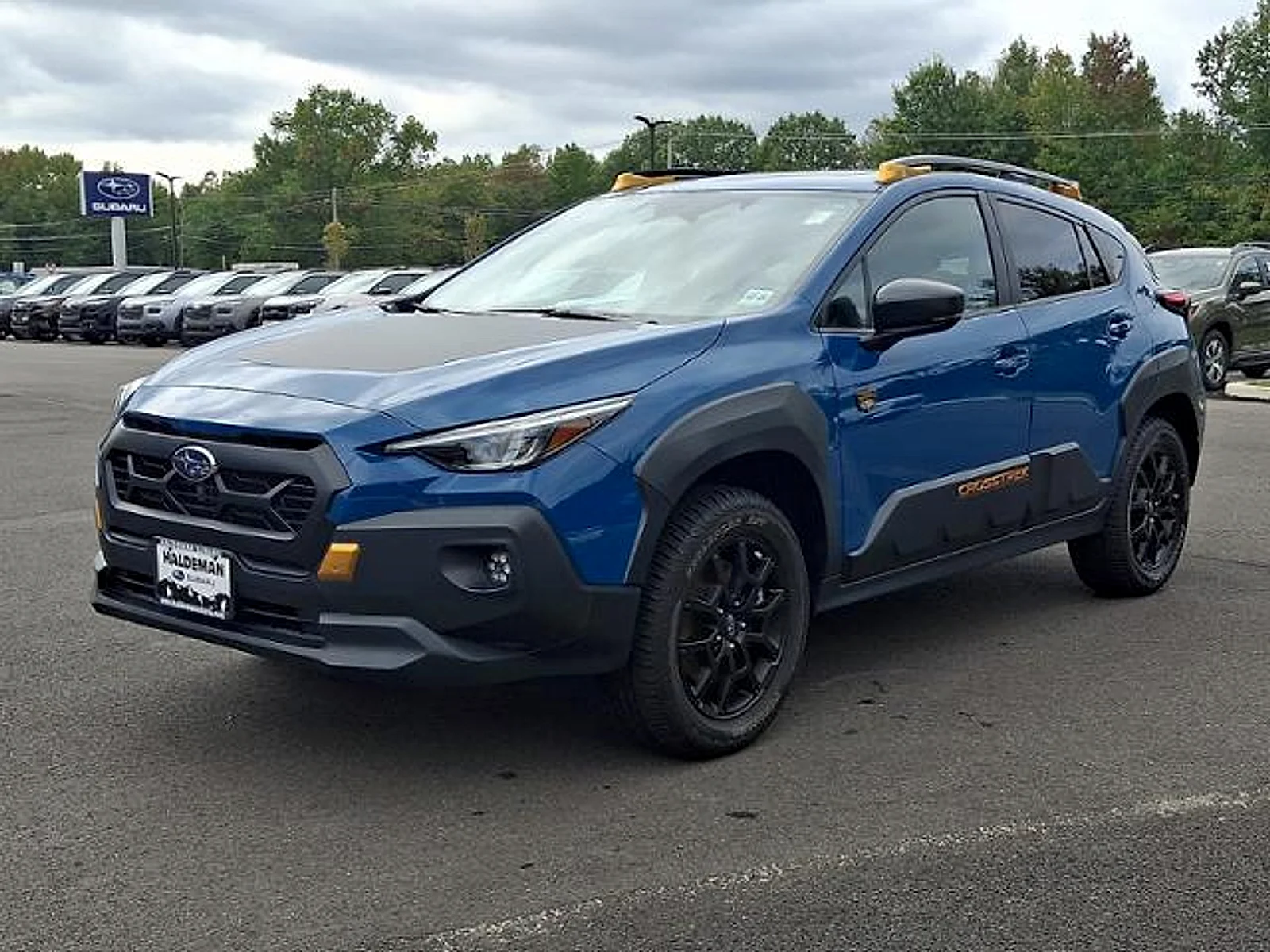 Used 2024 Geyser Blue Pearl Subaru Wilderness image 3
