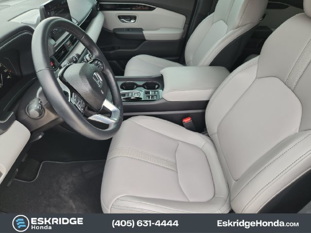 Certified Used 2024  Honda EX-L image 14