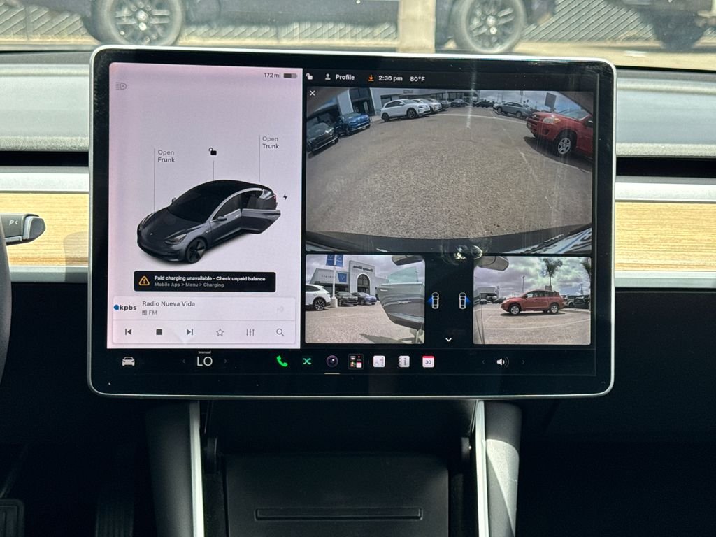 Used 2019  Tesla Long Range image 22