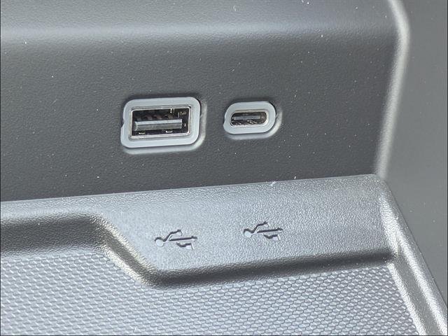 2026 Chevrolet Suburban Z71 - Photo 23