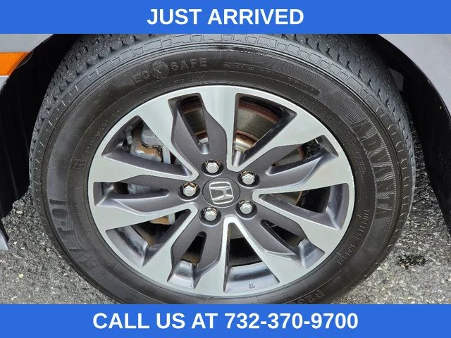 Certified Used 2022 Lunar Silver Metallic Honda EX-L image 18