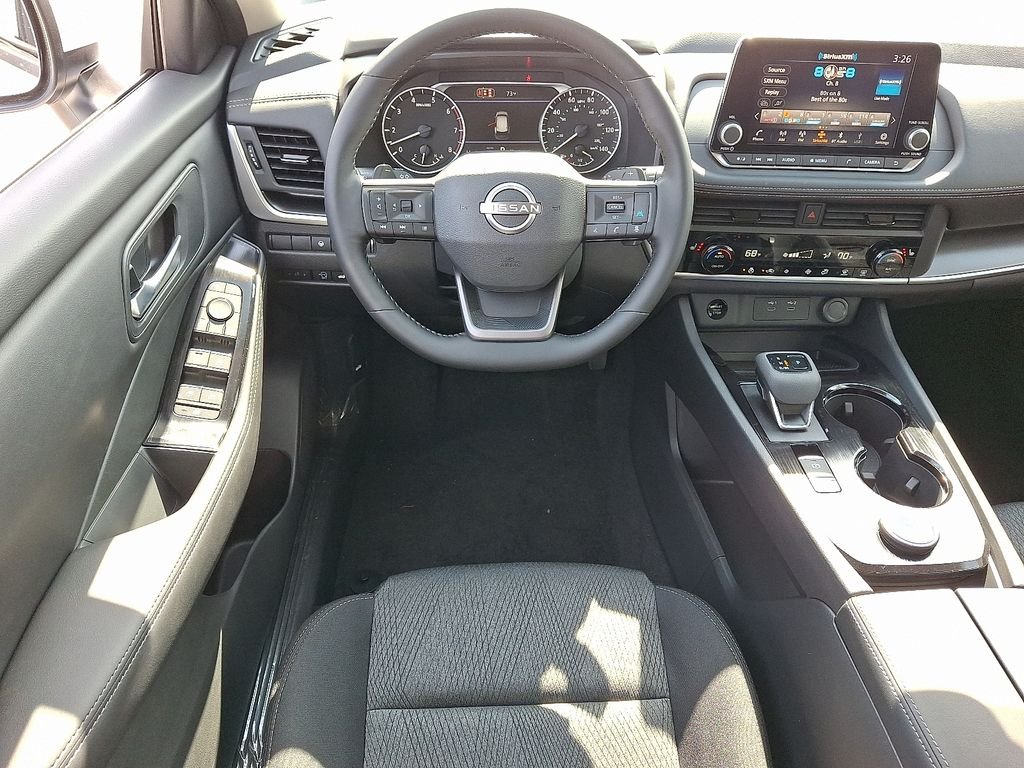 New 2026 Everest White Pearl TriCoat Nissan SV image 7