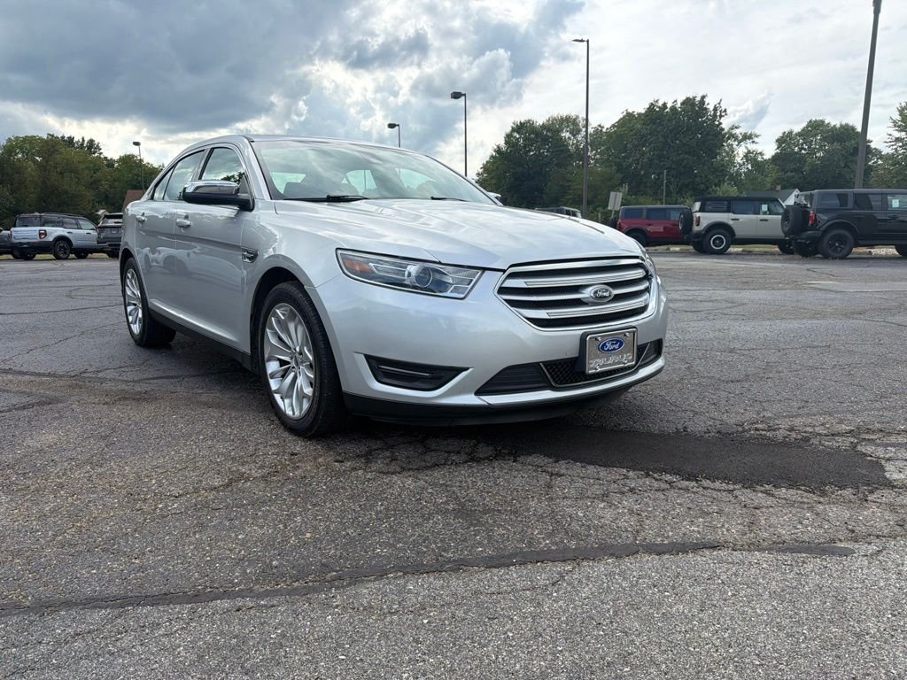 Used 2019 Ingot Silver Ford Limited image 8