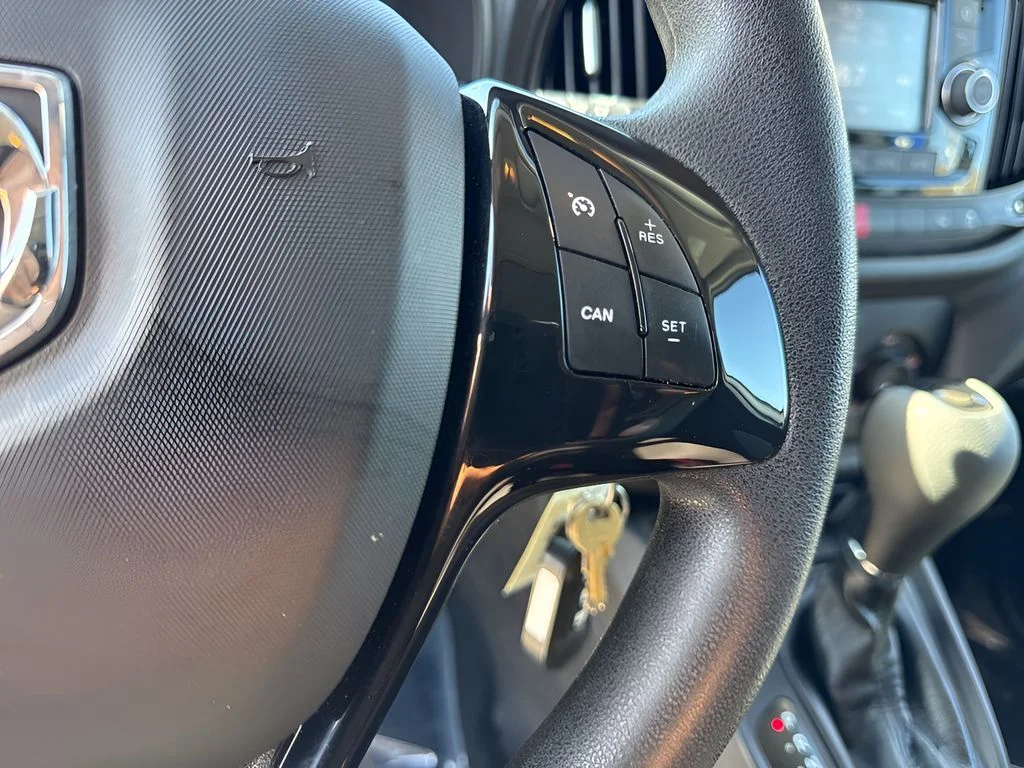 Used 2022 White Ram Base image 12