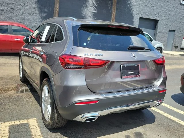 Used 2023 Gray Mercedes-Benz GLA 250 image 6