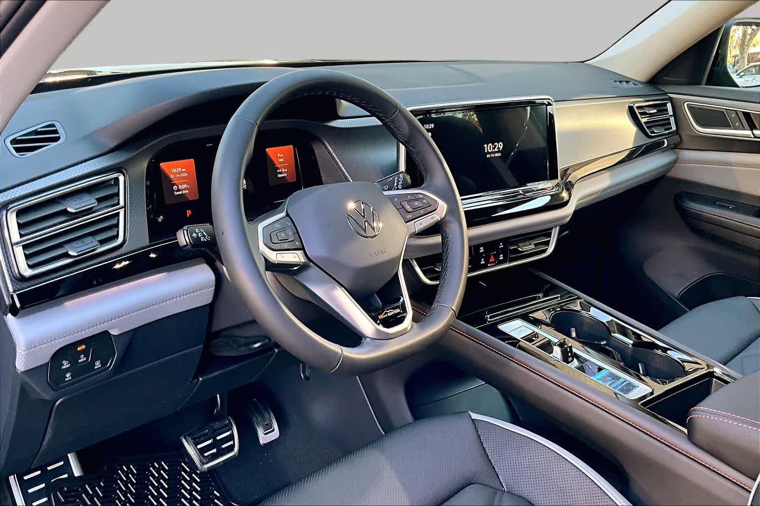 New 2026 Deep Black Pearl Volkswagen 2.0T Peak Edition image 8