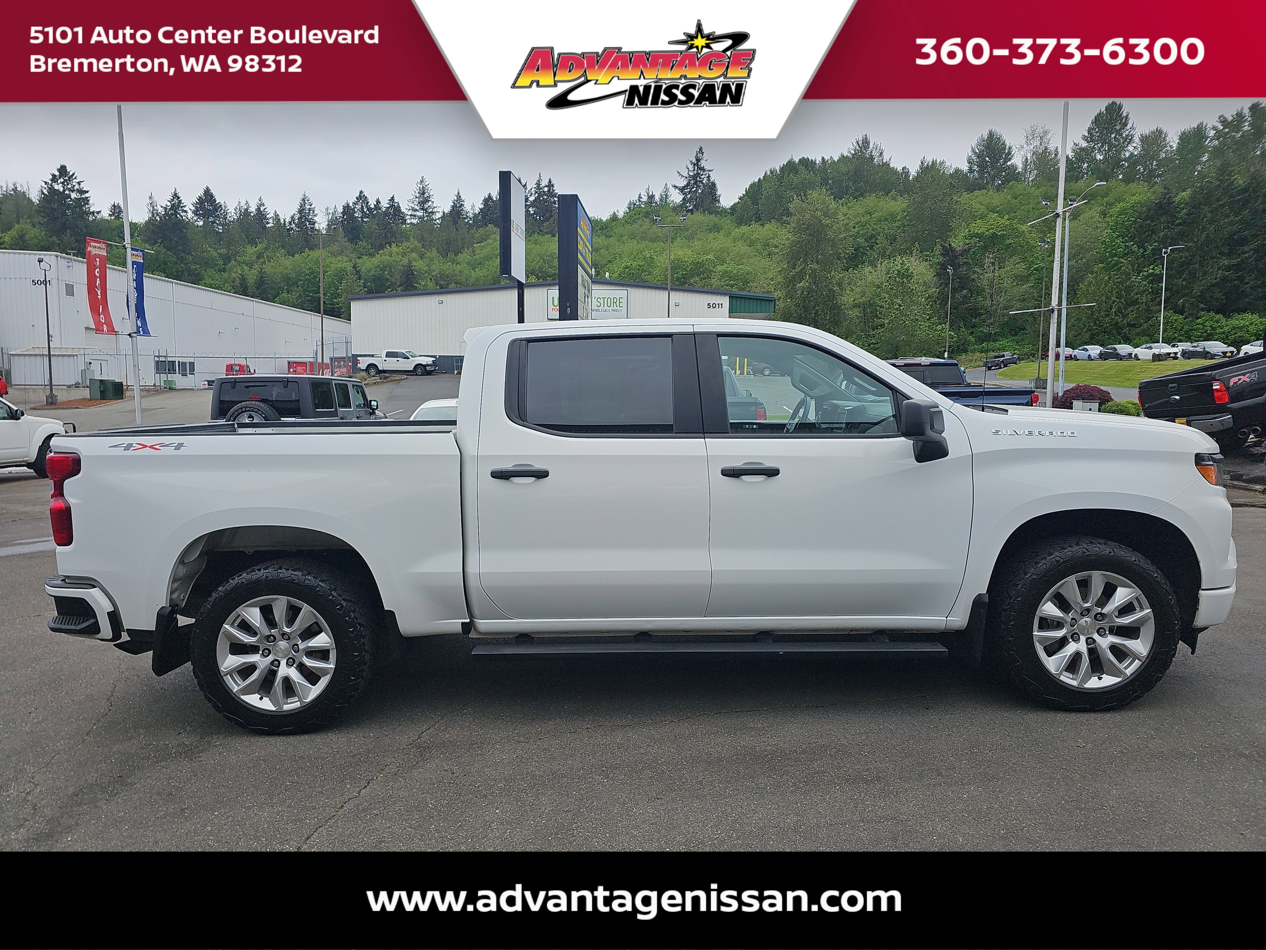 Used 2023 Summit White Chevrolet Custom image 6