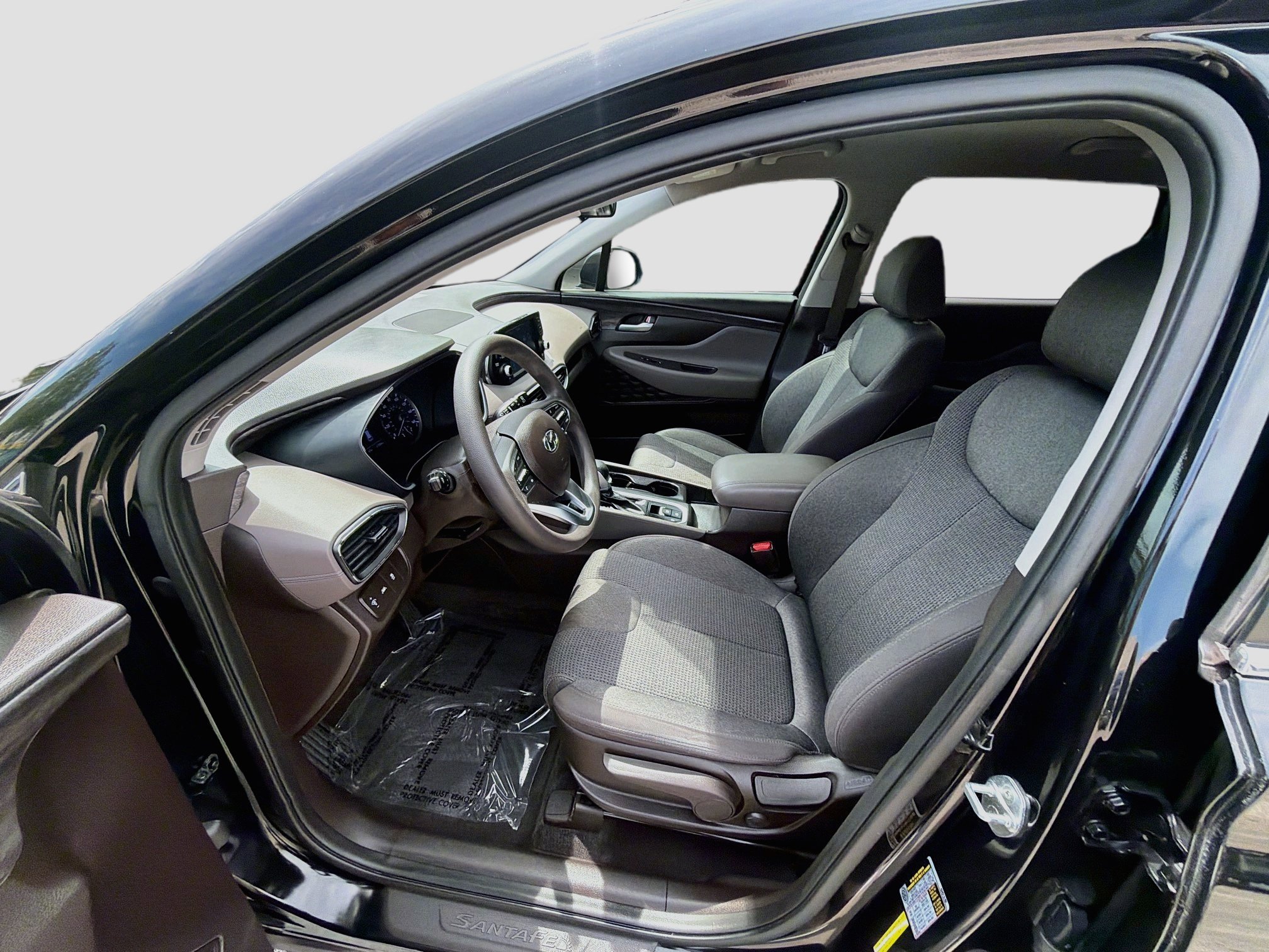 Used 2020 Twilight Black Hyundai SE image 16