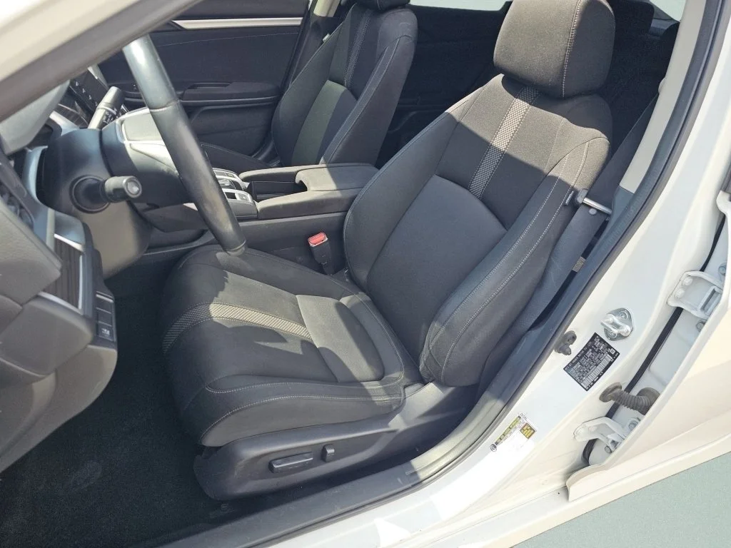 Used 2019 Platinum White Pearl Honda EX image 6