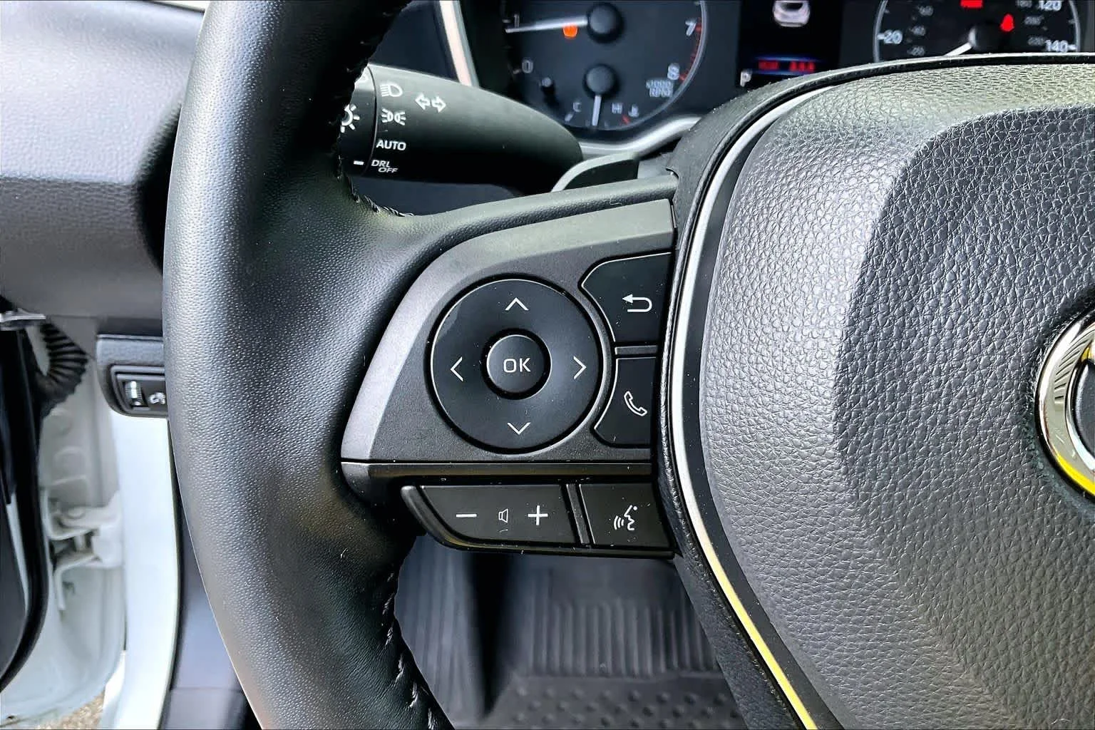 Certified Used 2024 Wind Chill Pearl Toyota SE image 22