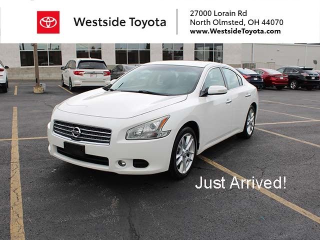 2011 Nissan Maxima 3.5 SV's photo