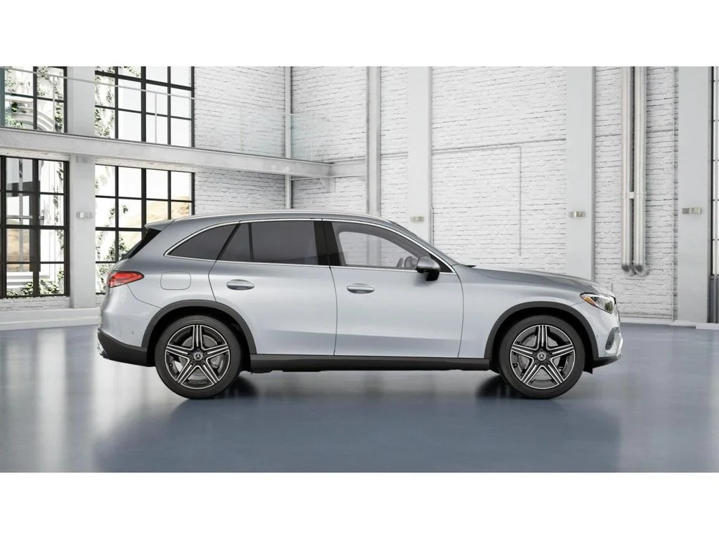 New 2027 Silver Mercedes-Benz GLC 300 image 16