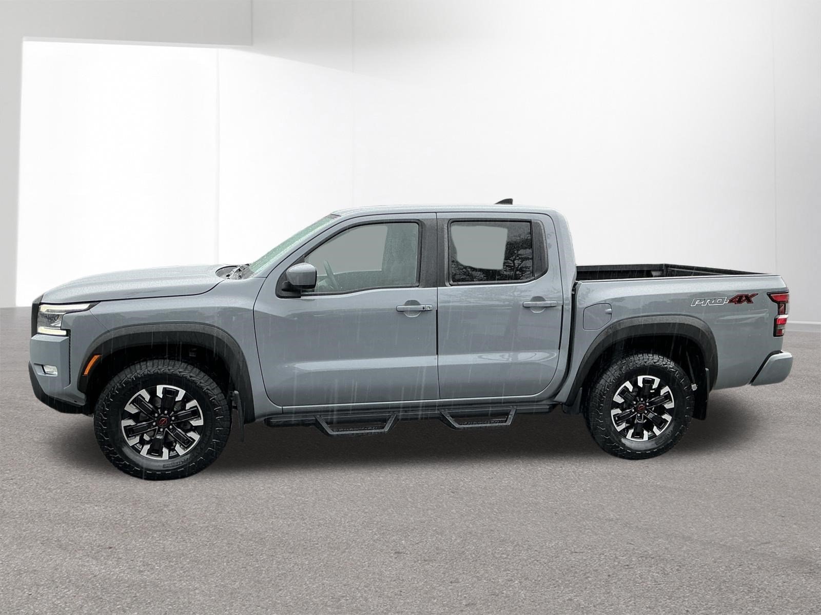 Used 2023 Boulder Gray Pearl Nissan PRO-4X image 12